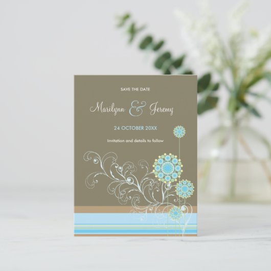 青い雪の花の渦巻き結婚式の日付を保存 案内ポストカード (スタンド正面)