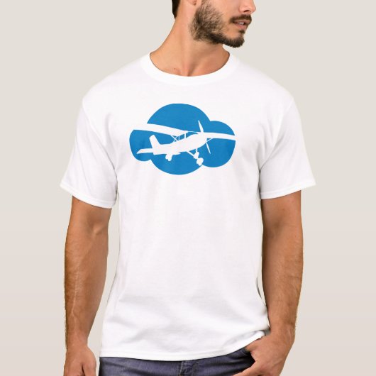 青い雲及び航空飛行機 Tシャツ (正面)