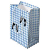 青い風船を持つ新しいツインボーイのテディベア ミディアムペーパーバッグ (裏面アングル)