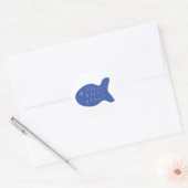 青い魚のアイコン ラウンドシール (封筒)