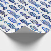 青い魚の水色。ネイビモダンー航海の。水 ラッピングペーパー (角)