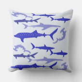 青い鮫 クッション (正面)