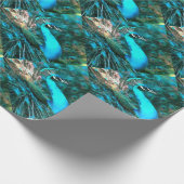 青い鮮やか孔雀が尾を扇いで入る ラッピングペーパー (角)