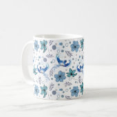 青い鳥と花のハーモニー シームレス パターン コーヒーマグカップ (正面左)