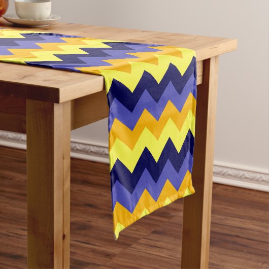 青い黄色の金ゴールド山形ラージテーブルランナー ロングテーブルランナー (インサイチュ)