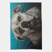 青い黒のグラデーションの背景を持つ可愛いボクサー犬 キッチンタオル (縦)