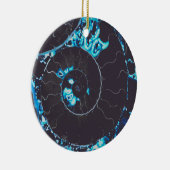 青い黒のNautilusシェルパターン、おびえたジオメトリ セラミックオーナメント (右)