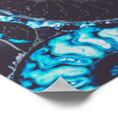 青い黒のNautilusシェルパターン、おびえたジオメトリ ポスター (角)