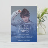 青い20歳の誕生日招待状 誕生日パーティーの写真 招待状 (スタンド正面)