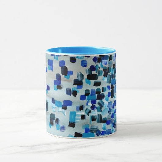 青い マグカップ (中央)