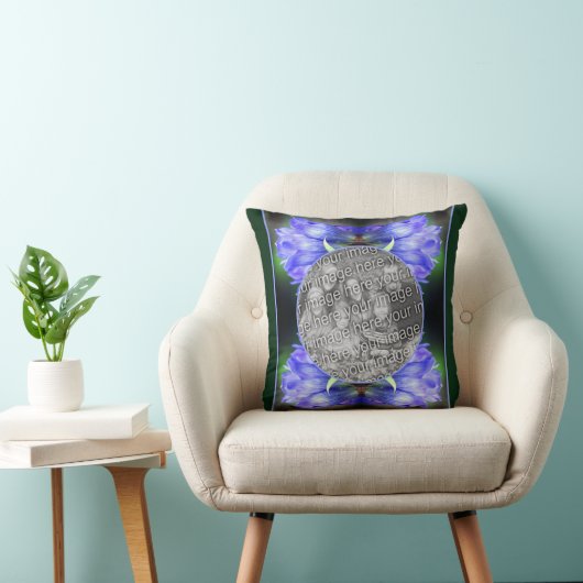 青いGentianフラワーフレーム自分の写真を追加 クッション (椅子)