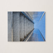 青いsky.JPGの金属のエスカレーターのアウトドア ジグソーパズル (横)