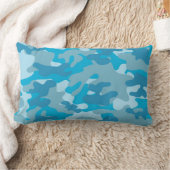 青および灰色の迷彩柄のデザイン ランバークッション (ブランケット)