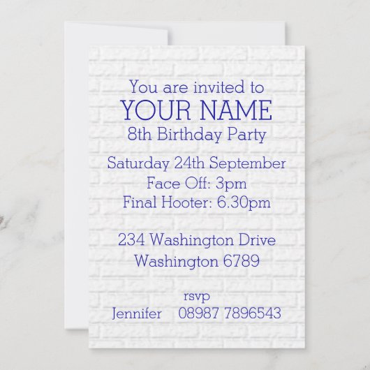 青および白いアイスホッケーのジャージーの誕生会 招待状 (裏面)