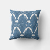 青および白いイカットのダマスク織モロッコパターン芸術 クッション (裏面)