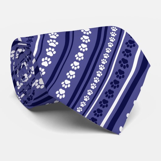 青および白のストライプのな足のプリントのネクタイ ネクタイ (ロール)