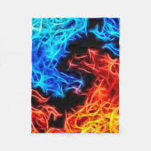 青および赤の炎精力的なパターンフリースの投球 フリースブランケット (正面)