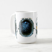 青および黄色のカブトムシのマグ コーヒーマグカップ (正面左)