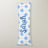 青かわいらし白デイジー花対称フローラ ボディピロー (正面縦)