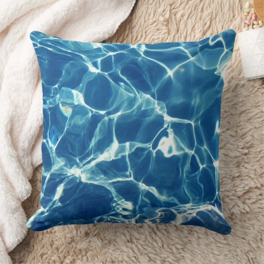 青きらめく水 クッション (ブランケット)