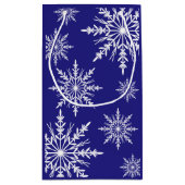 青く幸せな休日の白い冬の雪片 スモールペーパーバッグ (裏面)