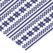 青く白いノルウェーのクリスマスのセーターパターン ショートテーブルランナー (コーナー)