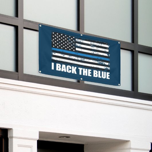 青く薄いブルーライン米国の旗MAGA WWG1WAを支持して下さい 横断幕 (ビルの外側)