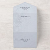 青とアイボリーのバラオン淡い色の青 オールインワン招待状 (外側)