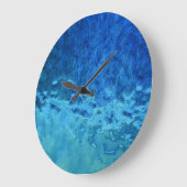青とアクアグラスの抽象芸術 ラージ壁時計 (傾斜)