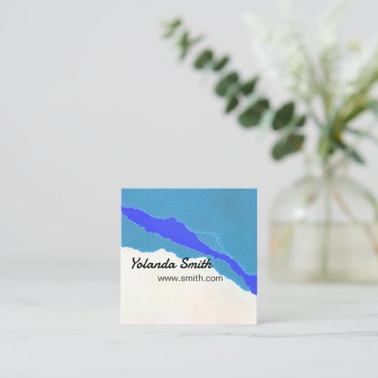 青とティール(緑がかった色)の破れた紙抽象芸術アート スクエア名刺 (スタンド正面)