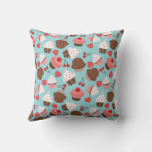 青とピンクのカップケーキ、ハートとさくらんぼ クッション (裏面)