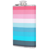 青とピンクの色の濃淡のストライプ フラスク (左)