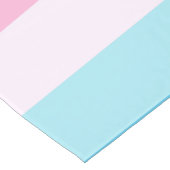 青とピンクの色の濃淡のストライプ ロングテーブルランナー (コーナー)