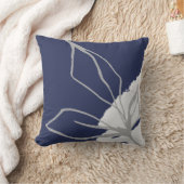 青と灰色の水の色の植物葉の クッション (ブランケット)