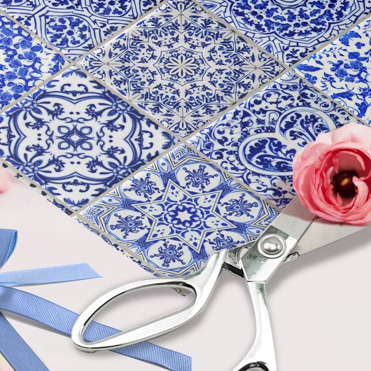 青と白のかわいらしヴィンテージキッチンタイルのコラージュ 薄葉紙