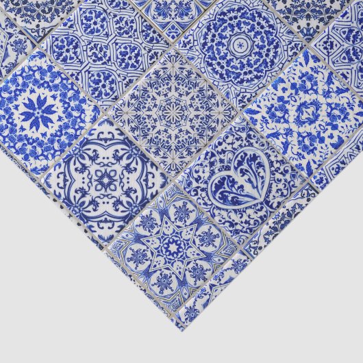 青と白のかわいらしヴィンテージキッチンタイルのコラージュ 薄葉紙 (詳細)