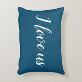 青と白のアクセント枕かわいらしの「愛してる」 アクセントクッション (正面(垂直))