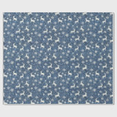 青と白のクリスマスパターン(鹿と雪のフレーク付き) ラッピングペーパー (フラット)