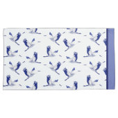 青と白のク飛んでいるレーン 枕カバー (正面右)