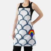 青と白のスケッチホタテガイのパターンと虹 エプロン (インサイチュ)