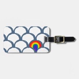 青と白のスケッチホタテガイのパターンと虹 ラゲッジタグ