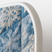 青と白のスノーフレークのキルト ピックルボールラケット (左詳細)