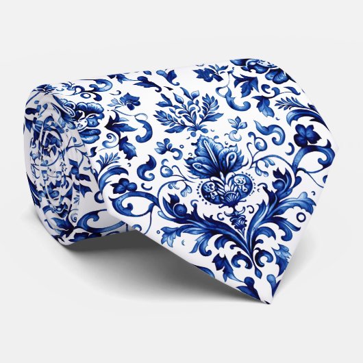青と白のデルフトスタイルフローラオーナメントパターン ネクタイ (ロール)