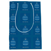 青と白のニットのメリークリスマスオーナメント ミディアムペーパーバッグ (正面)