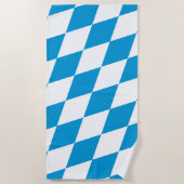 青と白のバイエルダイヤモンド国旗のパターン ビーチタオル (正面)