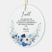 青と白のフローラ新郎セラミックの母 セラミックオーナメント (左)