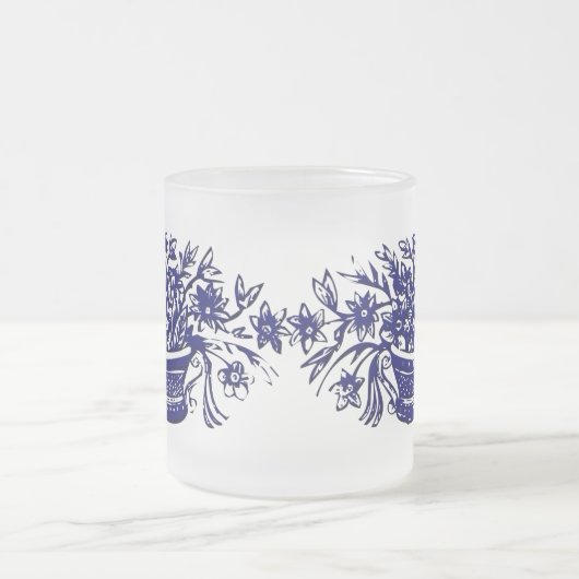 青と白のヴィンテージの花籠マグカップ フロストグラスマグカップ (中央)