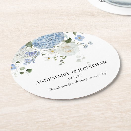 青と白の伝統的花模様 ラウンドペーパーコースター (アングル)