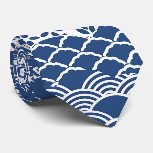 青と白の和柄模様 ネクタイ (ロール)