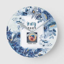 青と白の壁時計